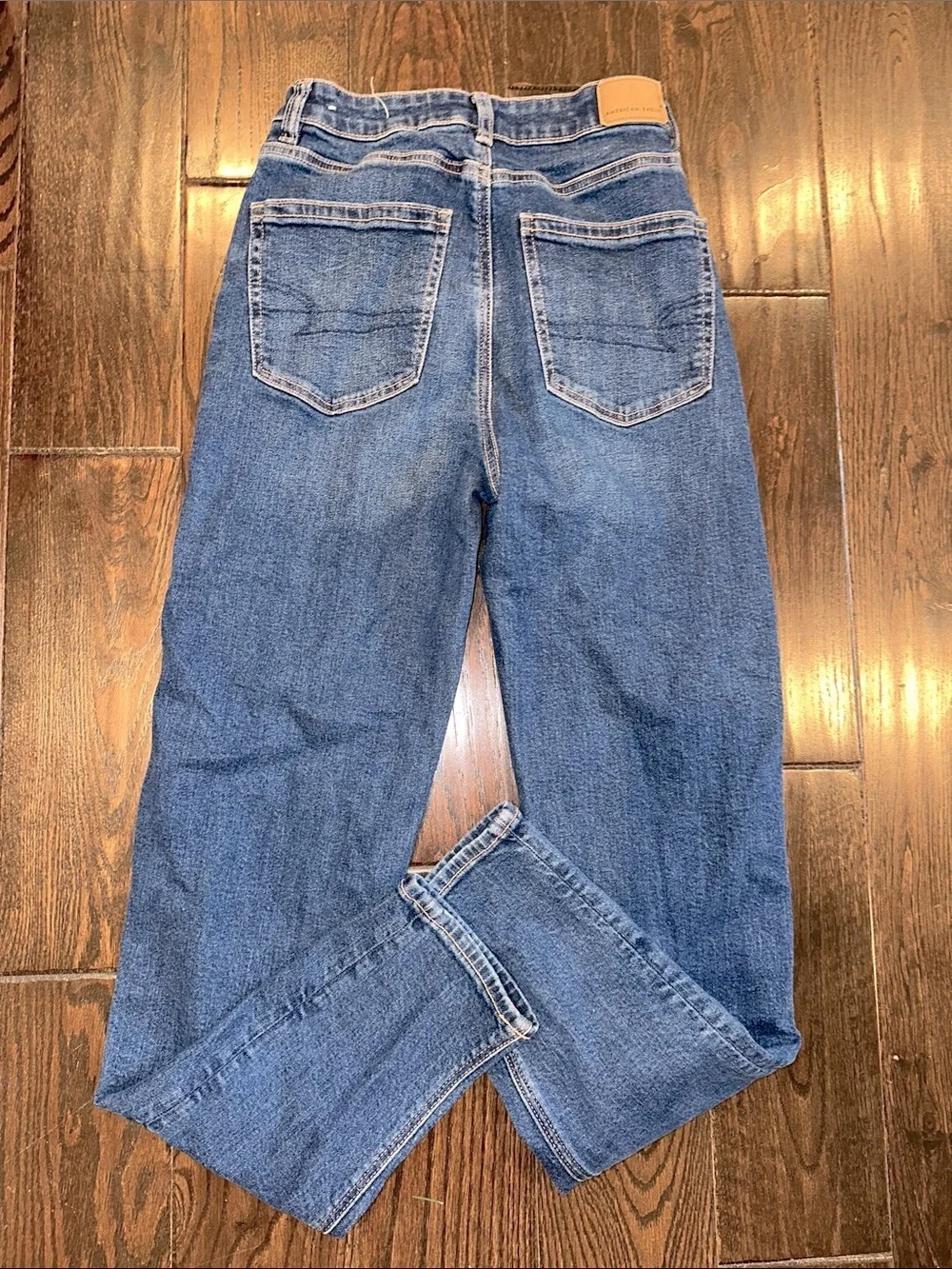 American Eagle Outfitters MOM jeans size 2 xlong